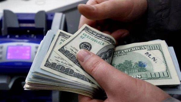 العملة التي لا يمكن استبدالها حتى الآن.. لماذا لا يوجد بديل للدولار؟