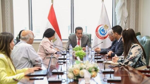 بروتوكول تعاون بين "الصحة" وغرفة الرعاية الخاصة لخفض الولادات القيصرية وتحسين خدمات الحضانة