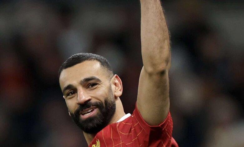 تصريحات حزينة ومؤثرة للمصري صلاح لرحيل جوتا