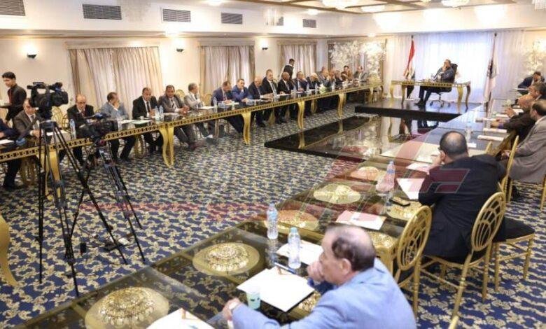 تفاصيل اجتماع نقيب المحامين بأعضاء مجلس النقابة العامة ونقباء الفرعيات