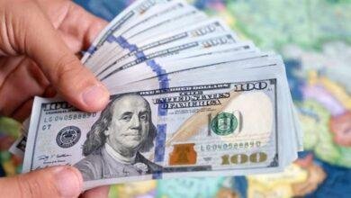 خبير اقتصادي يتوقع تراجع سعر الدولار: "مش جدعنة مننا لكن حظنا ماشي"