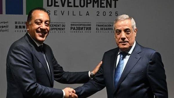 رئيس الوزراء يؤكد عمق العلاقات المصرية الجزائرية