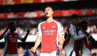 رغم رفض أرسنال.. النصر يجدد مفاوضاته مع مارتنيلي