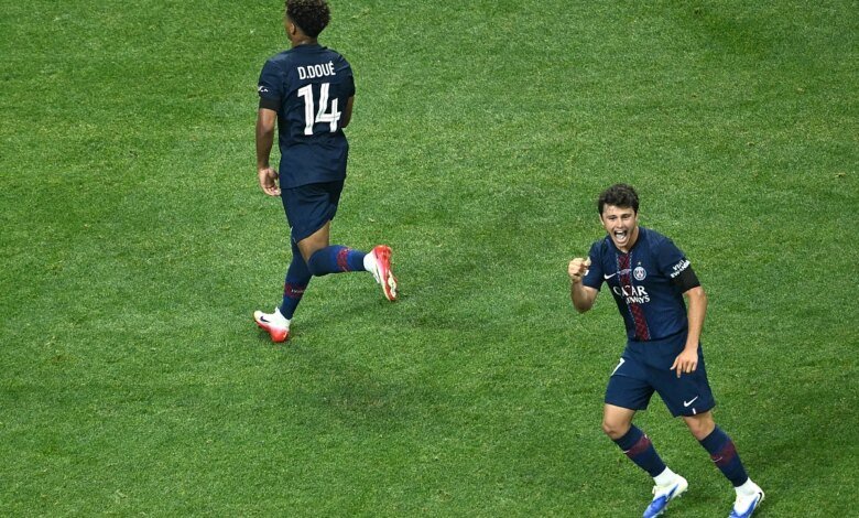 سان جيرمان بتسعة لاعبين يهزم بايرن 2-صفر ويتأهل لقبل نهائي كأس العالم للأندية
