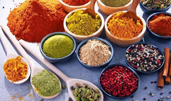 سر الطعم الأصلي.. طريقة تحضير بهارات الشاورما في المنزل مثل أشهر المطاعم