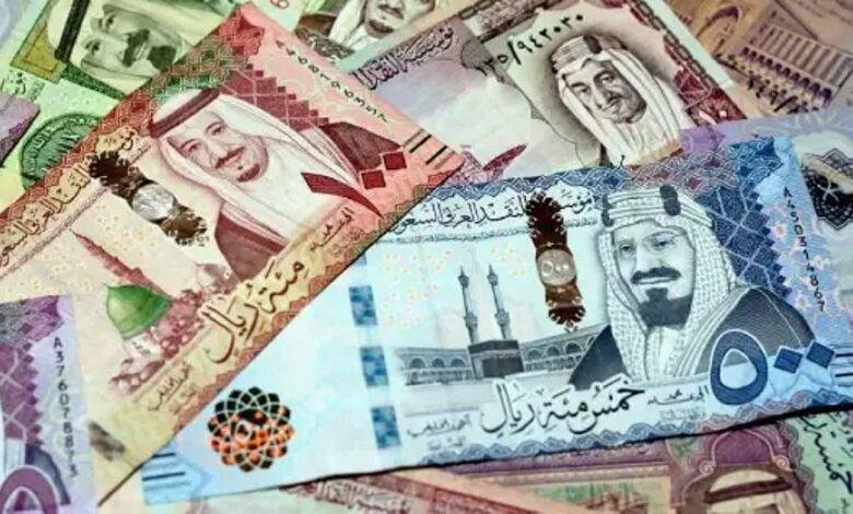 سعر الريال مقابل الدولار والعملات الأجنبية اليوم الخميس 8-1-1447