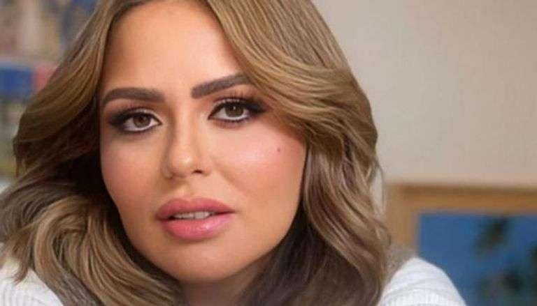 صورة ورسالة غامضة من مها الصغير طليقة أحمد السقا "ما القصة"