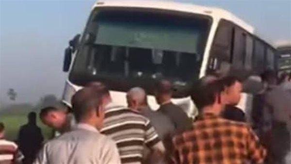 عاجل| حادث تصادم مروع على الطريق الدائري الإقليمي بالعاشر من رمضان (صور)