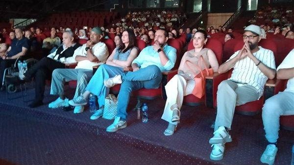 عصام كاريكا وأميرة فتحي ونسمة يوسف إدريس في ضيافة تامر عبدالمنعم ومسرحية الملك وأنا