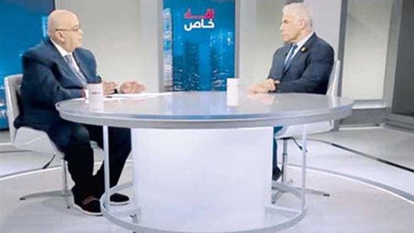 عماد أديب يثير الغضب بعد حواره مع زعيم المعارضة الإسرائيلي يائير لابيد.. التفاصيل الكاملة