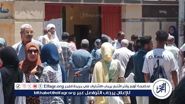 «فرحة الطلاب»تباين الآراء لطلاب الثانويه العامه لمادة الرياضيات البحتة بسوهاج