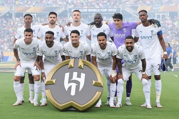 لاعبو الهلال يغيبون عن التشكيل المثالي لربع نهائي المونديال