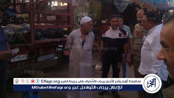 محافظ الدقهلية يتفقد سيارة توزيع أنابيب بوتاجاز ويشدد على الالتزام بالأوزان والمعايير
