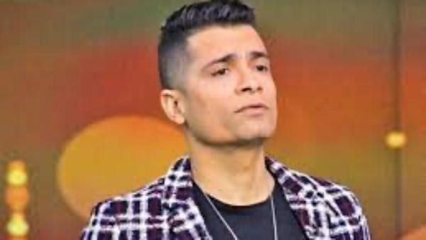 هتوحشني قوي.. حسن شاكوش ينعي أحمد عامر ويطلب الدعاء له