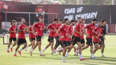«الأهلي يستعيد قوته باحتشاد نجومه قبل مواجهة كهرباء الإسماعيلية في الدوري المصري»