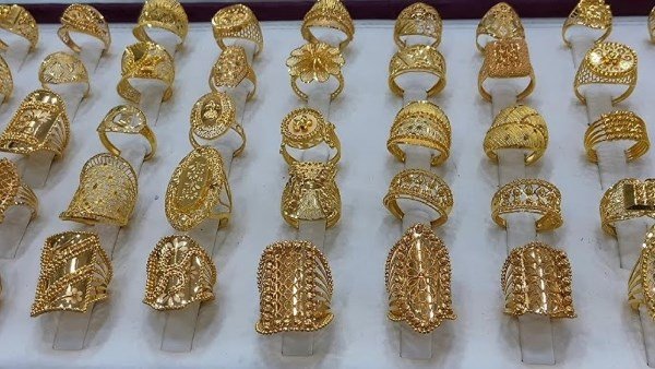 «تراجع مفاجئ في سعر الذهب عيار 21 بعد ارتفاعات قياسية»