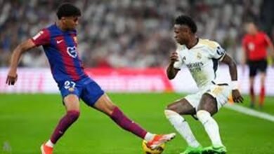 الكلاسيكو الإسباني الأحد ريال مدريد يستضيف برشلونة مع غيابات مؤثرة في الجولة العاشرة