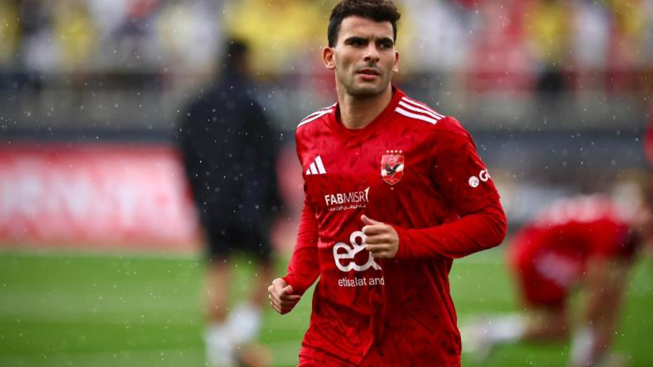 شاهد ما كشفه أحمد سمير عن تدريب زيزو السري وحده داخل الزمالك.. مفاجآت صادمة في بودكاست ضغط عالي!