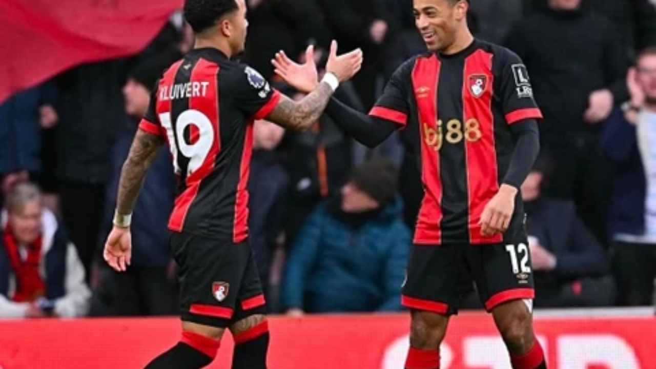 من كان يتوقعها؟ بورنموث يخطف الأضواء بفوز يضعه في وصافة الدوري!