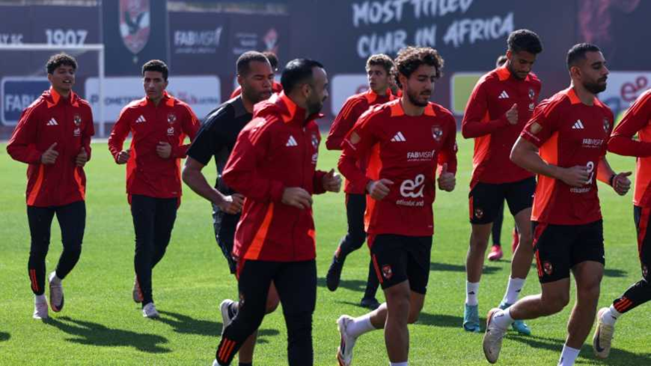 «الأهلي ضد بتروجيت» مواجهة قوية في دوري نايل وهذا ما كشفه الجهاز الفني عن التشكيل والموعد والقنوات الناقلة!