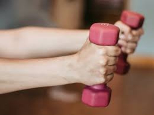 “دراسة تحذر” التمارين الشاقة قد تعرض النساء لخطر الموت القلبي المفاجئ