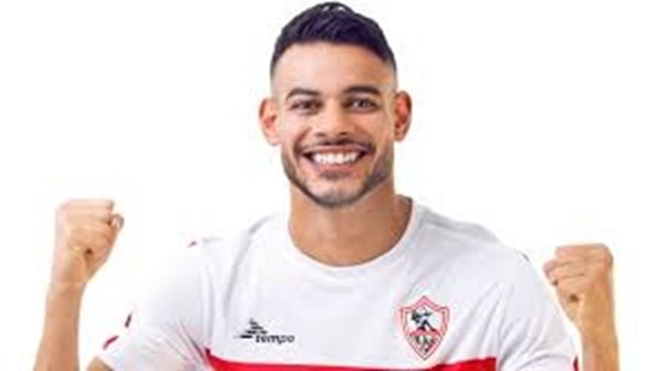 "قبل مواجهة بيراميدز" هل يشارك نبيل عماد دونجا مع الزمالك رغم قرار الإيقاف؟