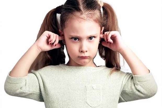 كيف تتعاملين مع الطفل العنيد بذكاء وهدوء؟