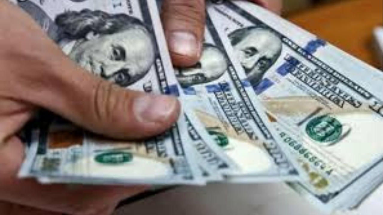 آخر تحديث لسعر الدولار الأمريكي في البنوك المصرية استقرار ملحوظ رغم التوقعات الاقتصادية