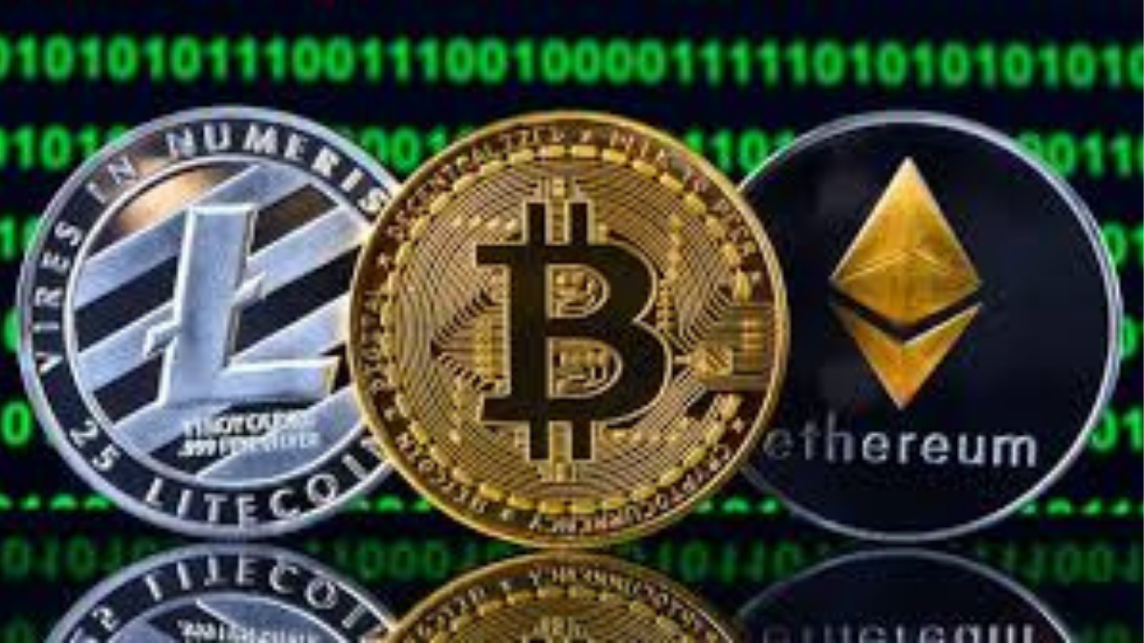 أسواق العملات الرقمية تشهد تراجعًا طفيفًا: بيتكوين يتراجع تحت 101 ألف دولار