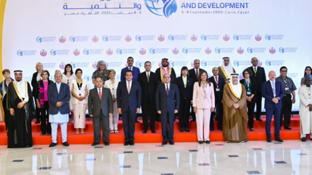 لقاء حاسم لرئيس الوزراء مع وزراء الصحة والتعليم من جميع أنحاء العالم في المؤتمر العالمي للسكان