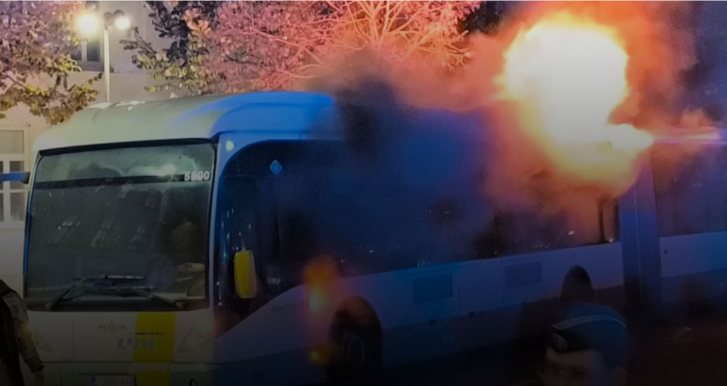 "بدون إصابات".. حادث مرعب قبل مباراة برشلونة وكلوب بروج بدوري الأبطال