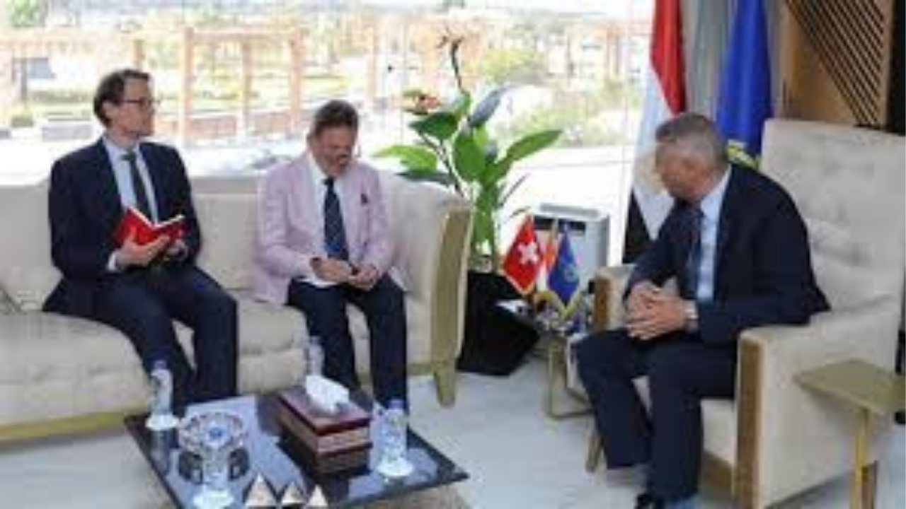 محافظ أسوان يطلق دعم سويسري جديد لتطوير مياه الشرب في المناطق الجبلية بالمحافظة