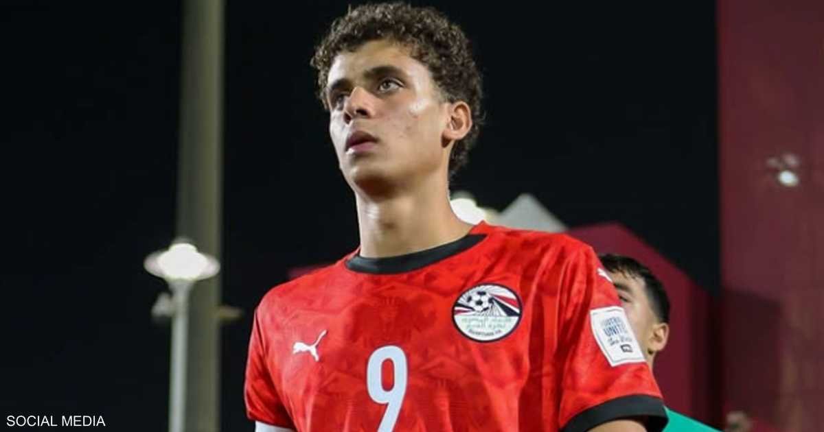 «انتقال هام» الأهلي يعلن عن إتمام صفقة حمزة عبد الكريم إلى برشلونة