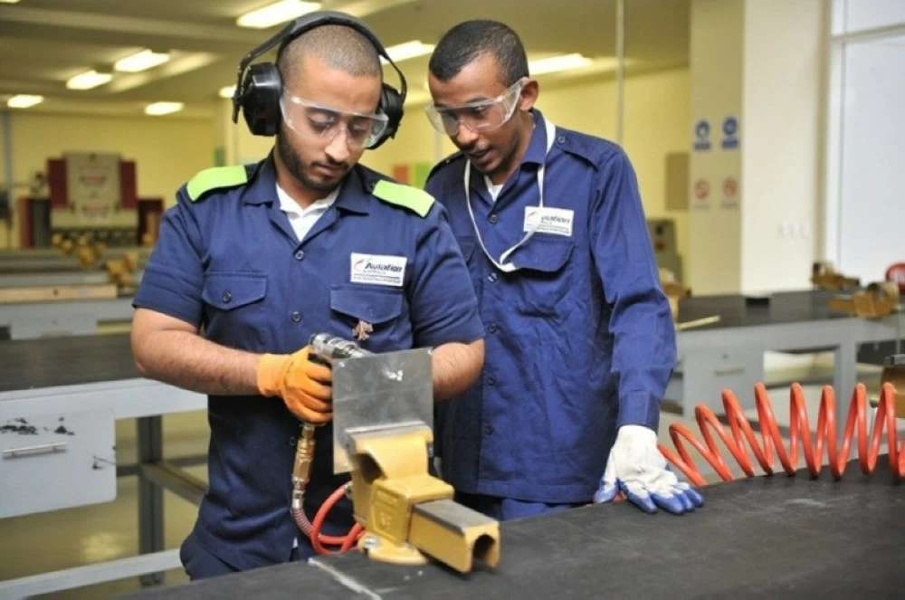 «حكم قضائي يحسم الجدل حول مسمى مهندس لخريجي الكليات التقنية» اعتماد مسمى «مهندس» يمثل خطوة مهمة نحو إنهاء التمييز في المجال الهندسي