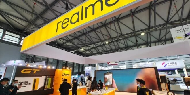 «سباق التحدي في عالم الهواتف الذكية» Realme تثير المنافسة مع إطلاق هاتف جديد يواجه سامسونغ