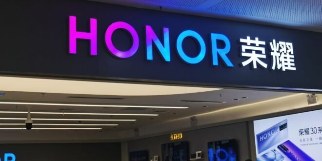 «ابتكار جديد لمحبي الأناقة في عالم الهواتف» هونر تكشف عن جهازها الرائد الجديد