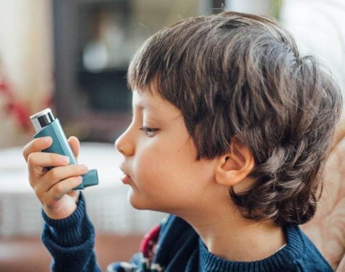 «اكتشاف مذهل لمركب طبيعي في الأمعاء يساهم في تقليل مخاطر الحساسية والربو لدى الأطفال»