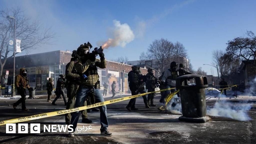 «احتجاجات حاشدة في مينيابوليس بعد مقتل مدني إثر إطلاق نار من قبل عنصر في إدارة الهجرة»