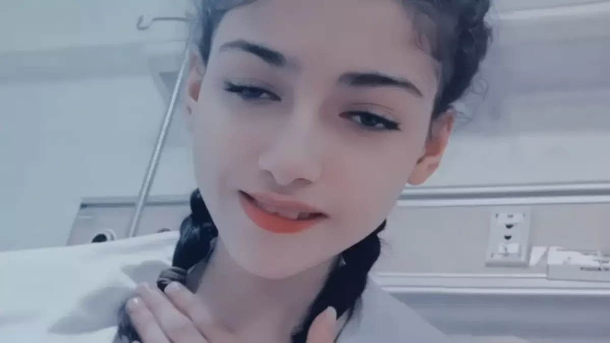 «قرار إنساني استثنائي» ولي العهد السعودي يتفاعل مع مناشدة فتاة سودانية فقدت أسرتها في حادث مروع