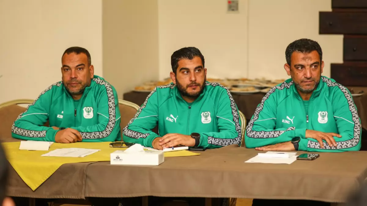 «معركة الكونفدرالية تنطلق» المصري يحتفي بالتحدي أمام الزمالك بالأخضر الكامل في صراع القمة الأفريقية