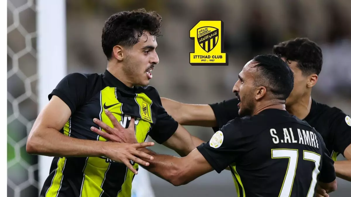 «تحديات جديدة في ديربي جدة» الموسى مهدد بالغياب ونجم الاتحاد يواجه خطر الإنذار القاتل في مباراة مصيرية أمام الخليج