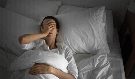 «تحذير علمي جديد» الأقمار الصناعية قد تؤثر سلبًا على نوم البشر وصحتهم