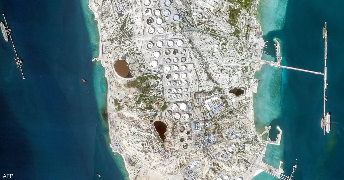 إيران تعزز قدراتها الدفاعية في جزيرة خرج تحسبا لأي هجوم محتمل من الولايات المتحدة