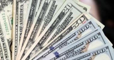 «اكتشف أحدث أسعار العملات الأجنبية أمام الجنيه في البنوك المصرية»