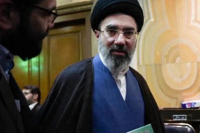 «تقرير يكشف عن تحول ممتلكات نجل خامنئي في لندن من الزهد إلى العقارات الفاخرة بقيمة تجاوزت 50 مليون جنيه إسترليني»