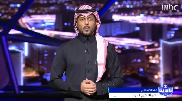 «كشف مثير عن أخطاء تحكيمية» المرداسي يناقش زلات حكم مباراة النصر ونيوم في فيديو مثير