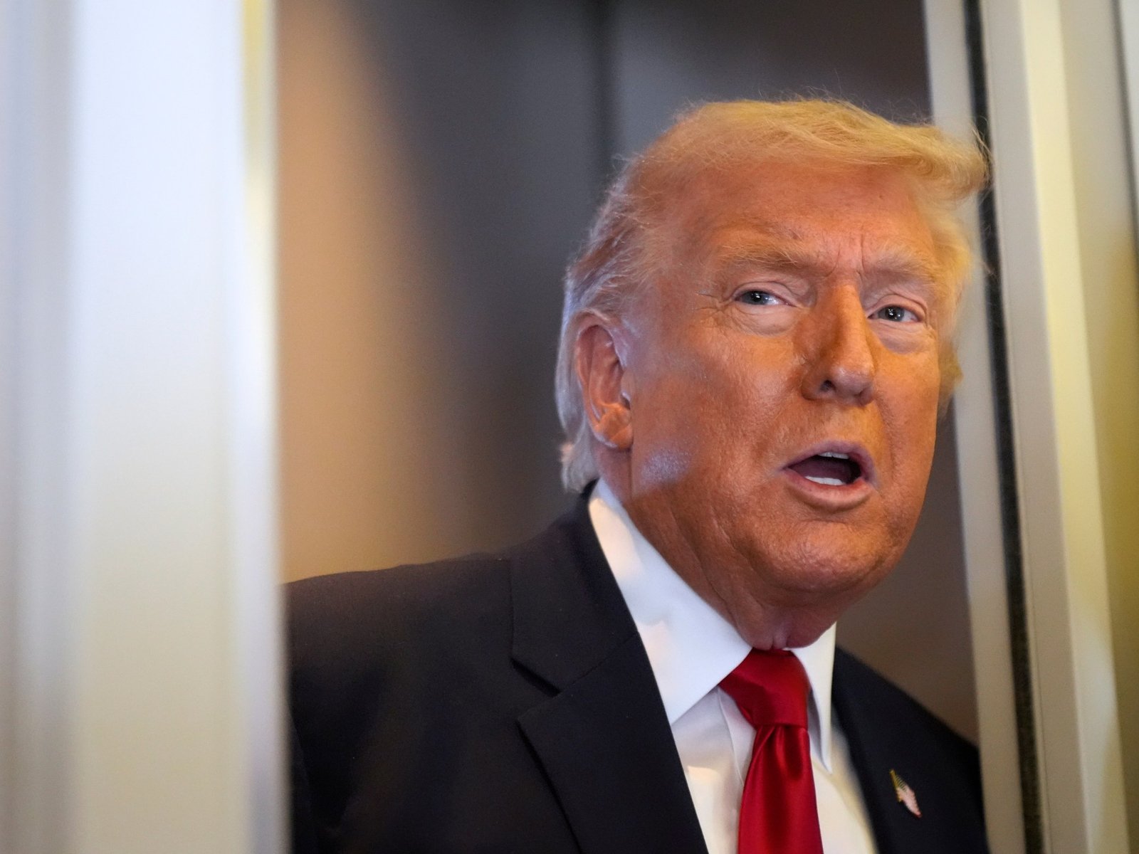 «ترمب يكشف: إنهاء الحرب قرار مشترك مع نتنياهو وشعوري تجاه نجل خامنئي غير مريح»