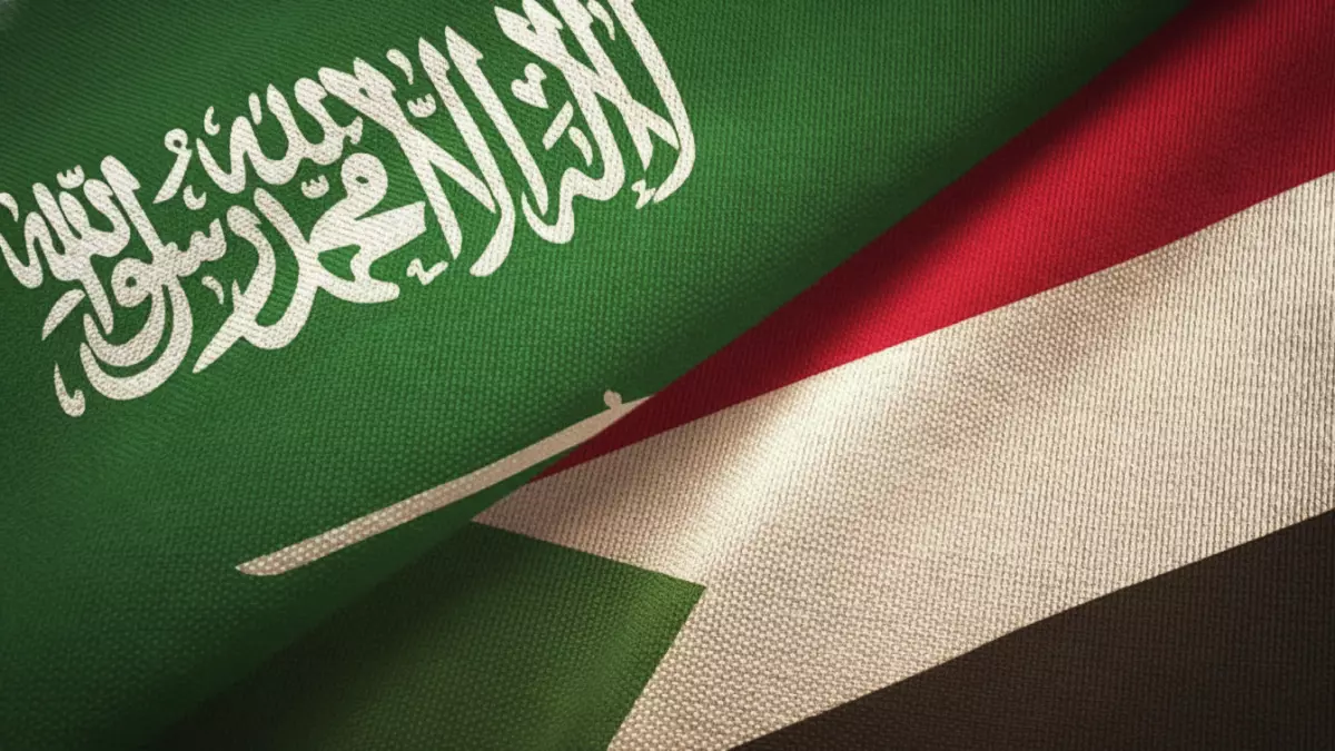 «تحذير هام للجالية السودانية في الخليج» سفارة السودان تشدد على ضرورة عدم التوجه إلى المعابر قبل هذا الإعلان