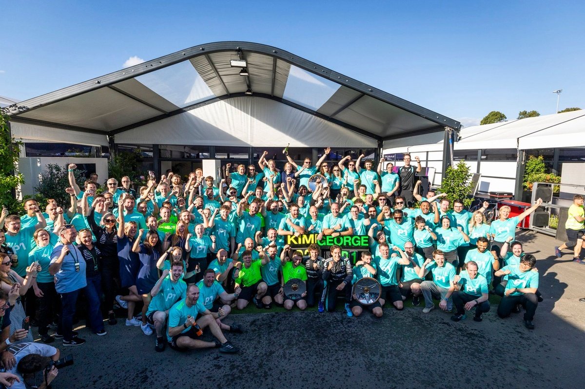 «استكشاف ثغرات القوة: نظرية مكلارين حول هيمنة مرسيدس في جائزة أستراليا الكبرى 2026 للفورمولا 1»