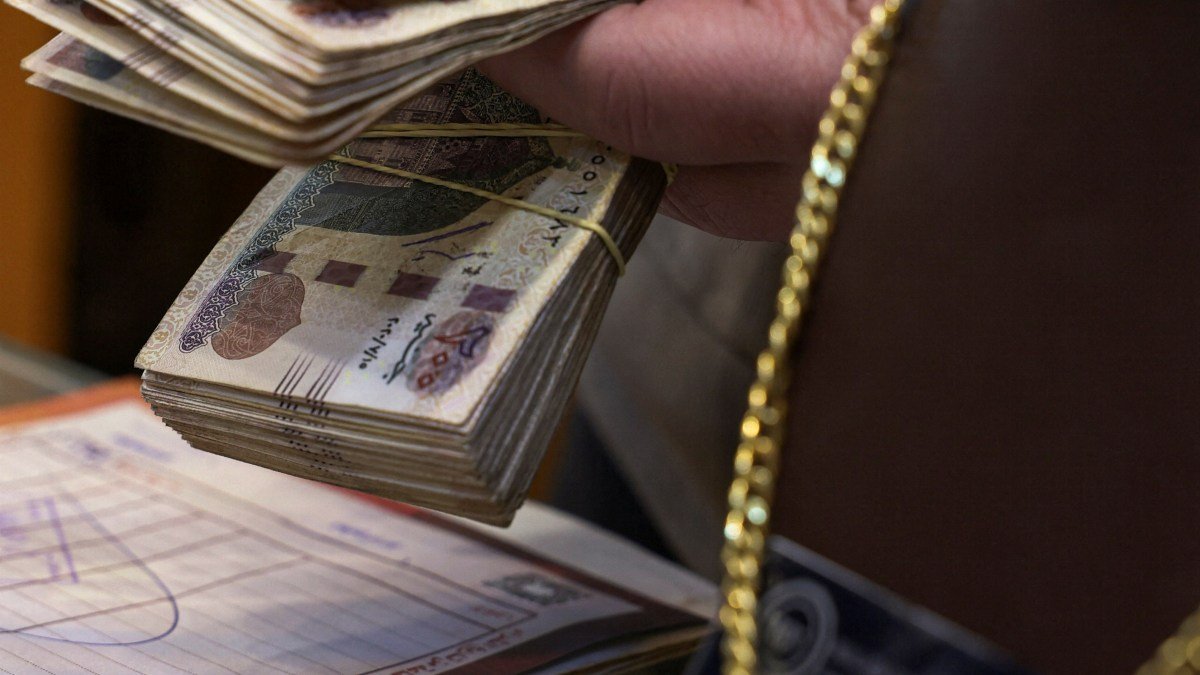 «ارتفاع الجنيه المصري إلى مستويات قياسية نتيجة تأثيرات حرب إيران»